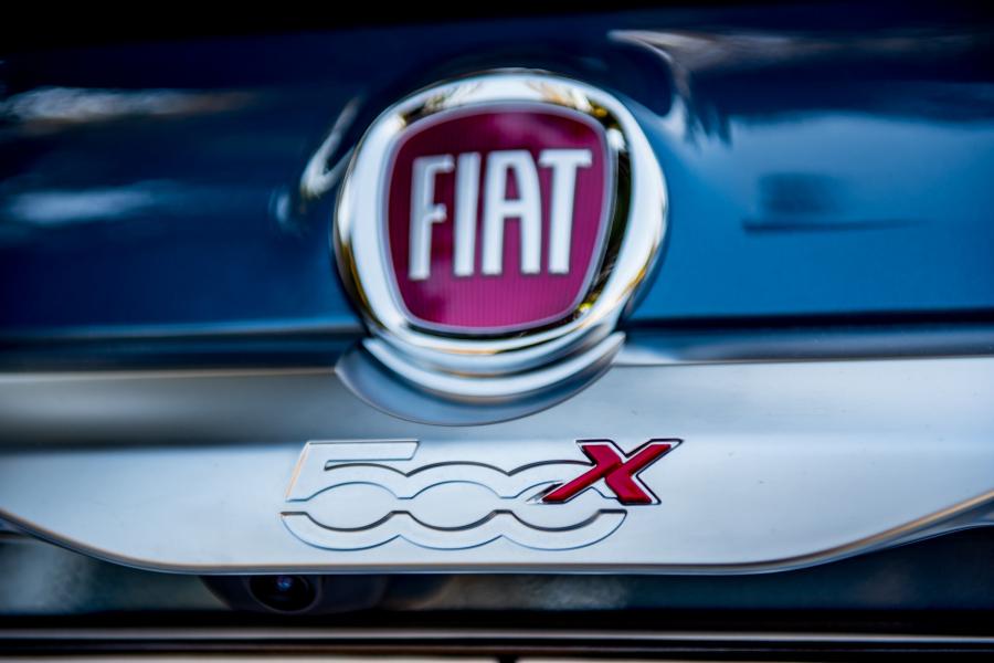Логотип Fiat 500X Mirror (334) 2018 года  (фото 27 из 42)